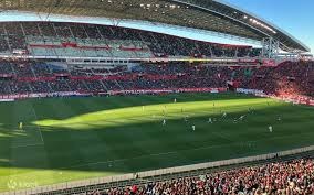 欧冠杯｜ 前场当机后场送礼 拜仁自断直通16强希望